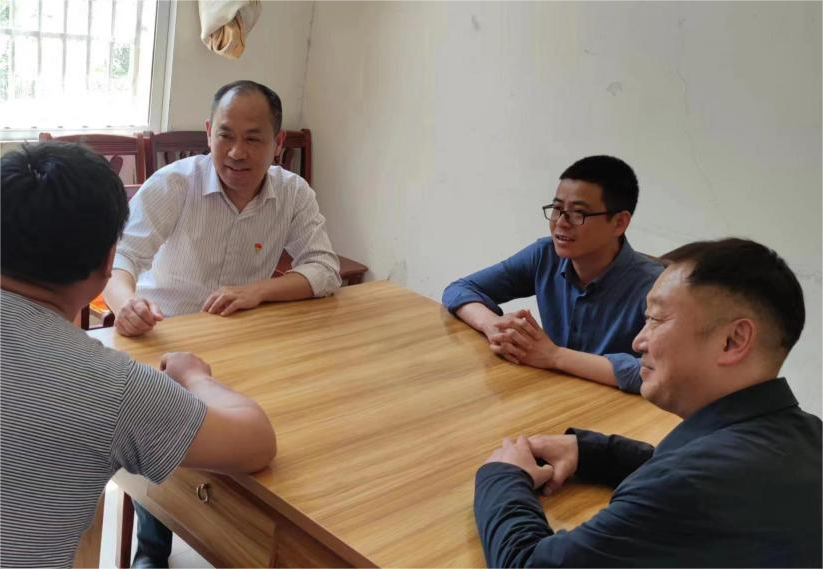 產(chǎn)業(yè)強(qiáng)基，民生為重，結(jié)對幫扶，攜手共富